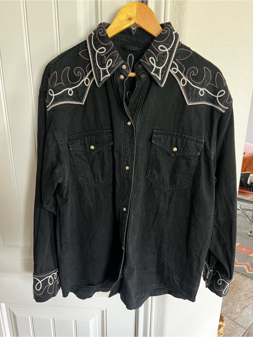 Embroidered Black Western Shirt Jacket